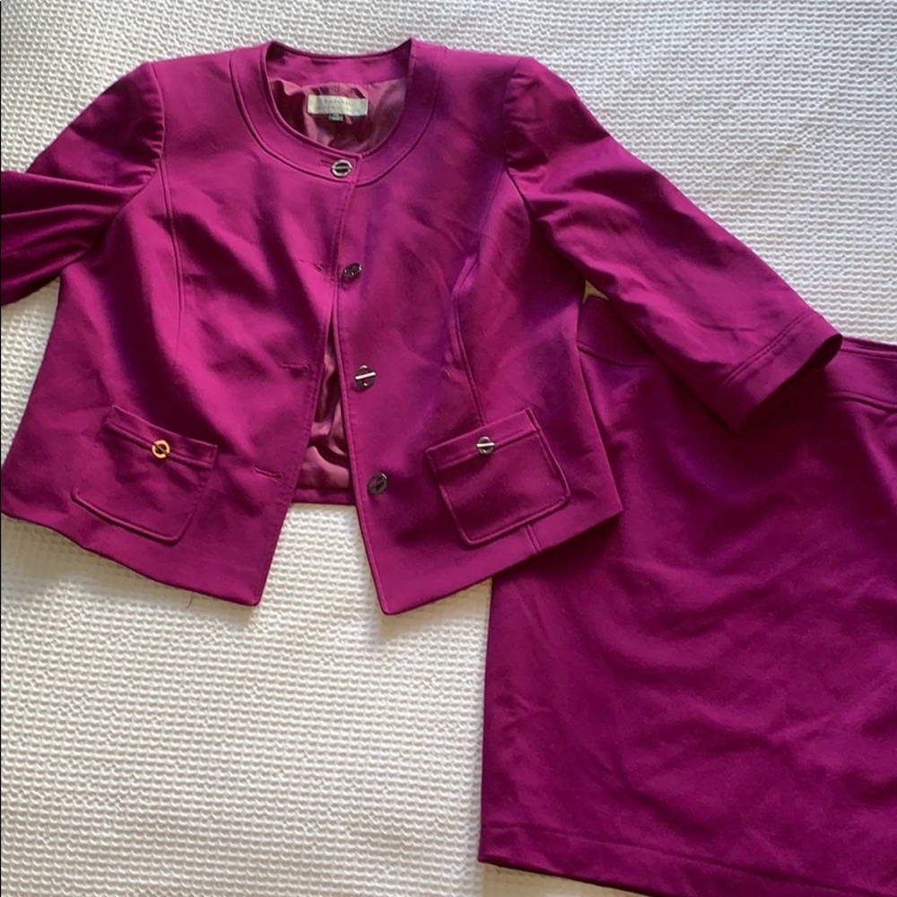 Tabari Plum Woman’s Suit Set
